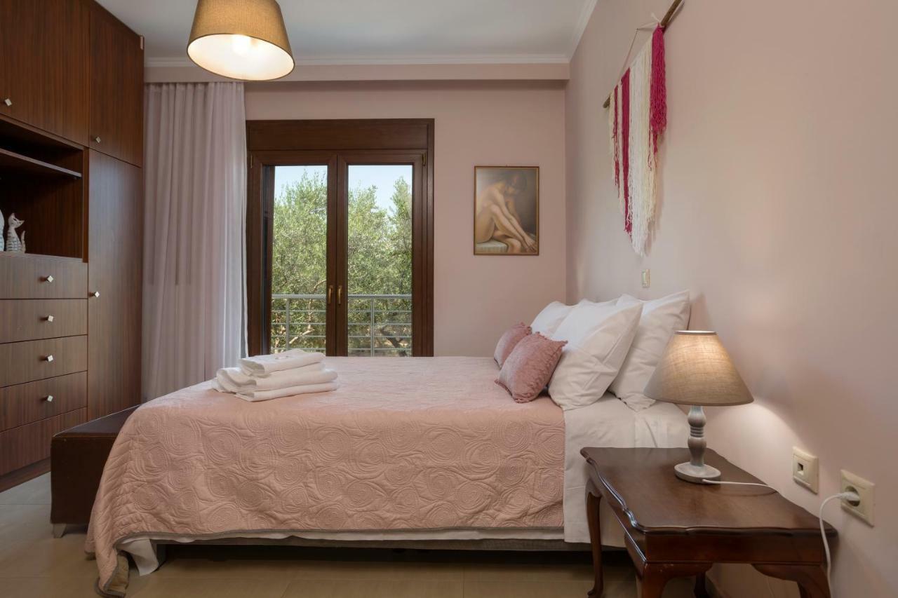 Villa Serenity Agia Marina  Exterior foto
